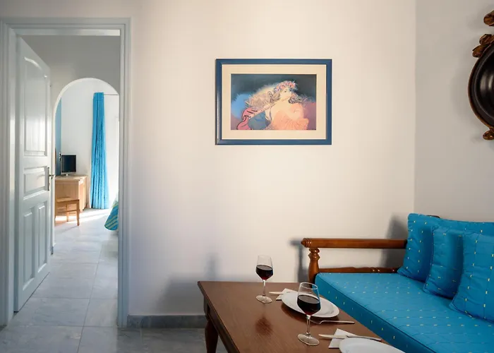 Alesahne Hotel Kamári