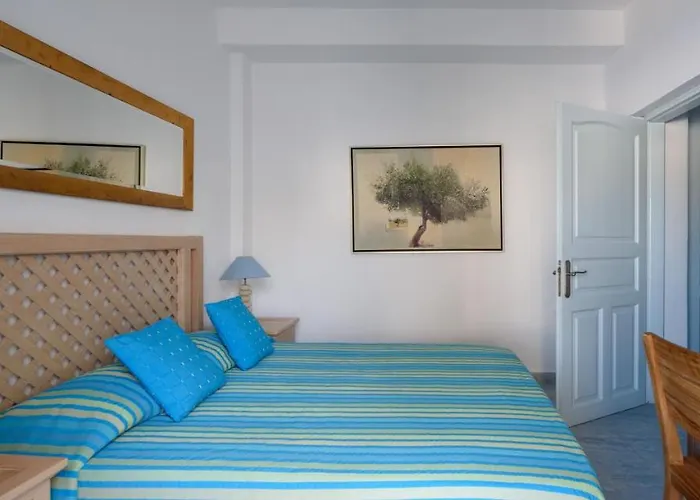 Hotel Alesahne Kamári