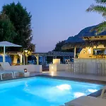 Hotel Alesahne