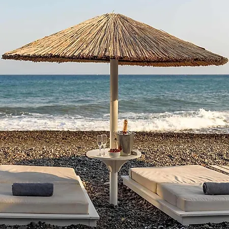 Hotel Alesahne 2*