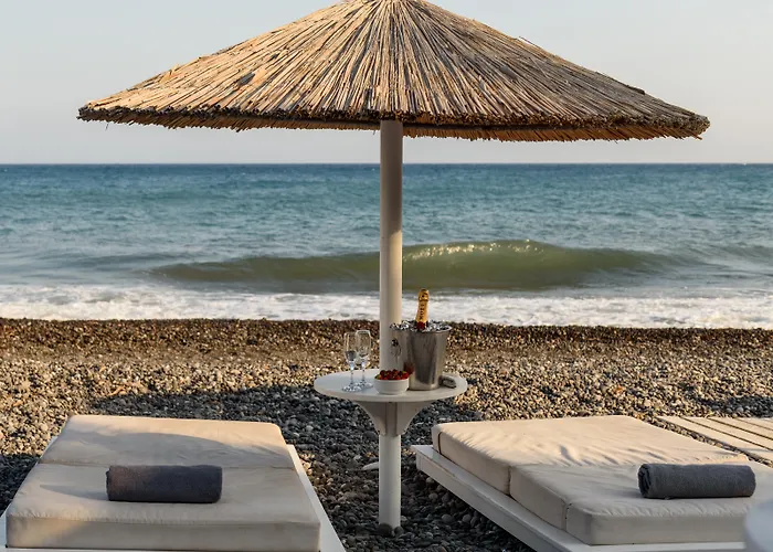 Alesahne Hotel Kamári